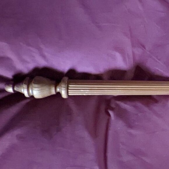20% OFF Vintage 7-Foot Fluted Wooden Curtain Rod c 1970s - Picture 1 of 9